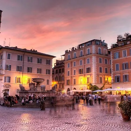 La Dolce Vita Trastevere Rom
